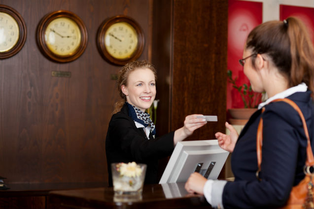 recepcionista recepcionista