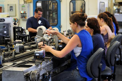 auxiliar de produção em colombo auxiliar de produção em colombo