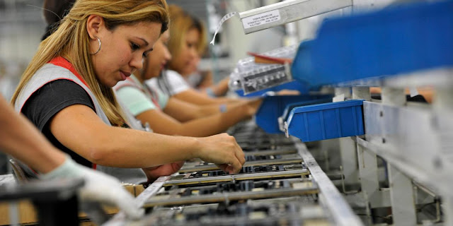 auxiliar de produção auxiliar de produção