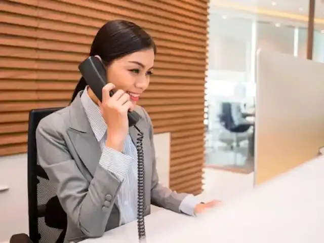 recepcionista recepcionista