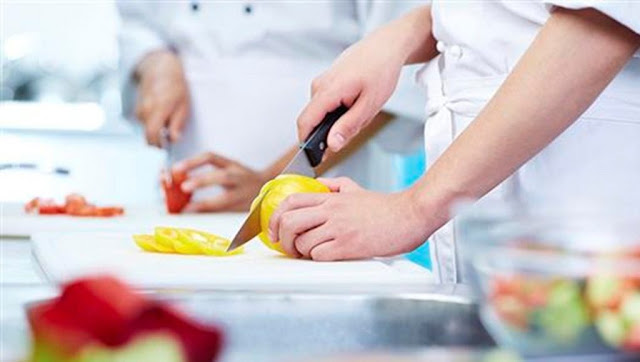 auxiliar de cozinha auxiliar de cozinha