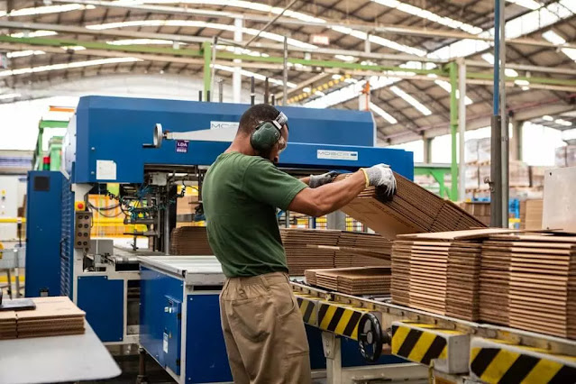 auxiliar de produção auxiliar de produção