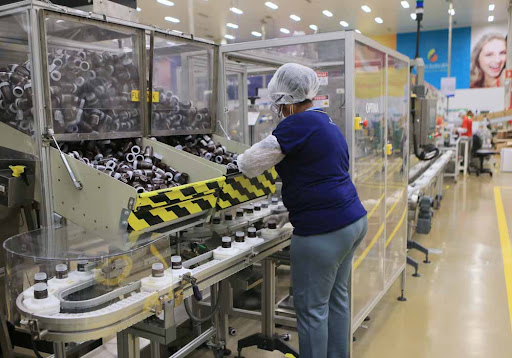 auxiliar de produção auxiliar de produção