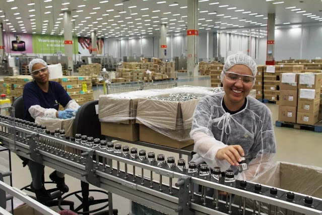 auxiliar de produção auxiliar de produção