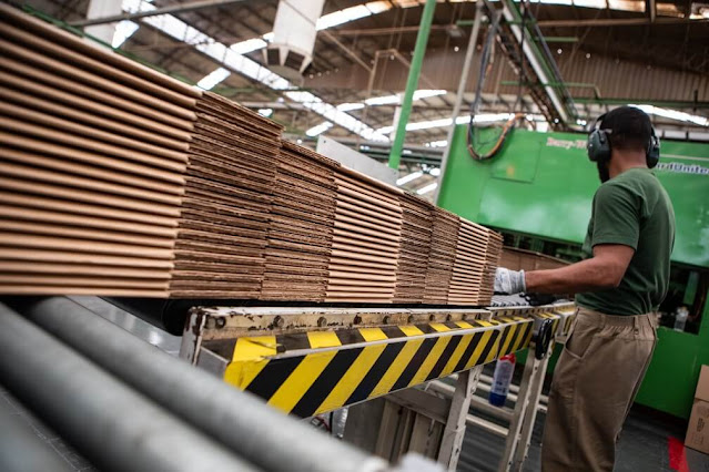 auxiliar de produção auxiliar de produção