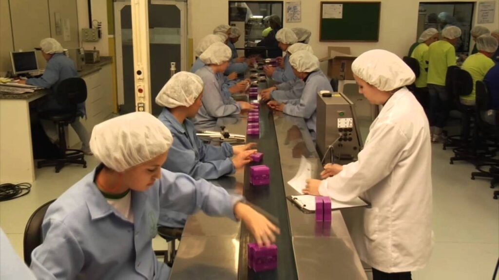 Vaga Auxiliar de Produção – Pode ser primeiro emprego