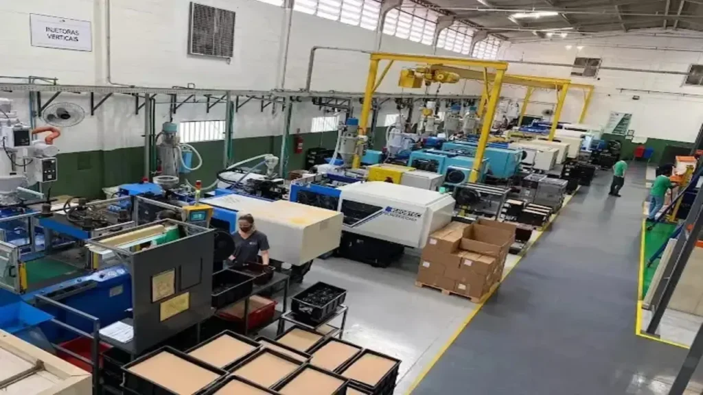 Vaga Auxiliar de Produção – Segunda a Sexta (R$ 2.244,00)