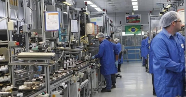 Auxiliar de produção – Empresa fornece fretado e PLR